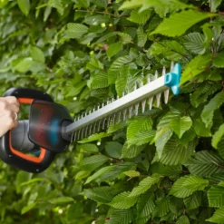 GARDENA Accu Heggenschaar ComfortCut 60/18V P4A Solo -Goedkope Leef Tuin Winkel gardena accu heggenschaar comfortcut 60 18v p4a solo 1500x1000 640af31d43994 l